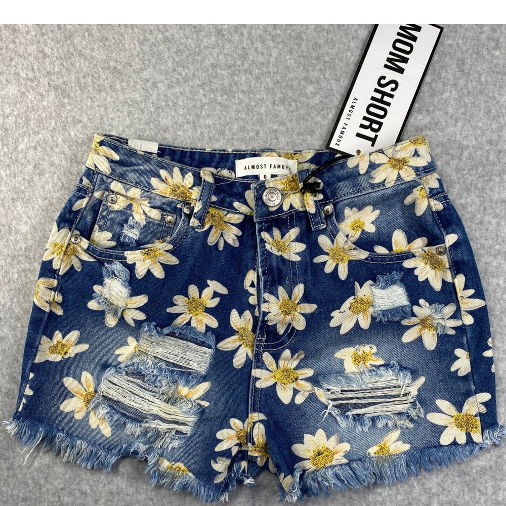 Almost Famous Mom Shorts Women Size 0 Blue Daisy Floral New Distressed High Rise